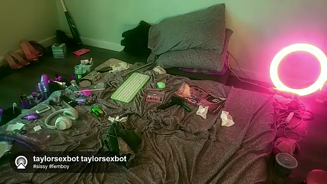 Taylorsexbot online show from 05.15.26