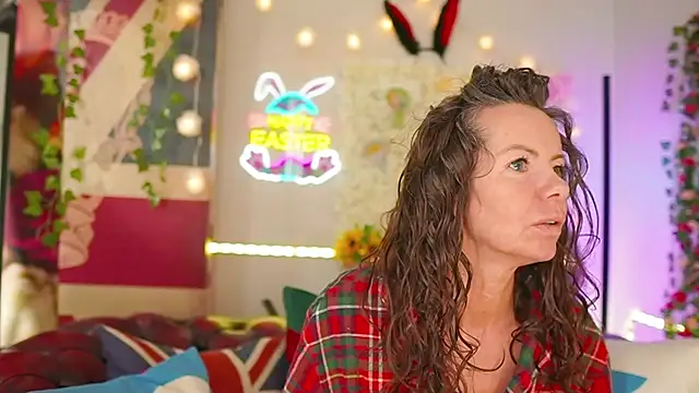 AmicaBentley online show from 03.28.26