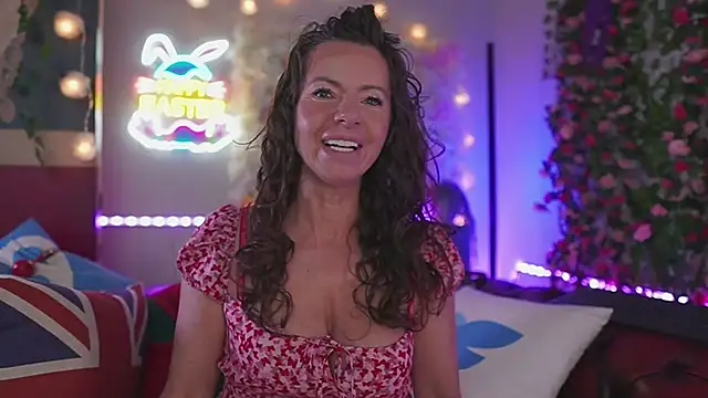 AmicaBentley online show from 04.11.26