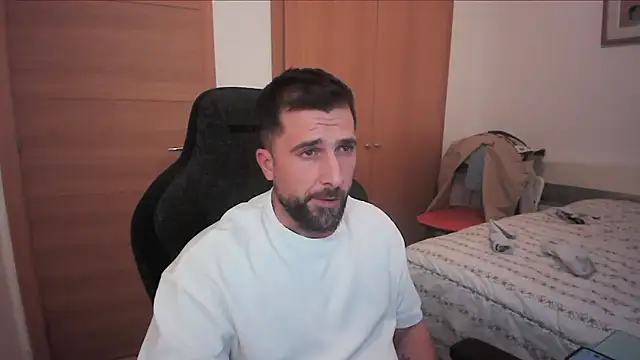 alex877x online show from 10.18.25