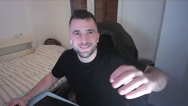 Snapshot of alex877x chatting on 05.16.26 alex877x online show from 05.16.26