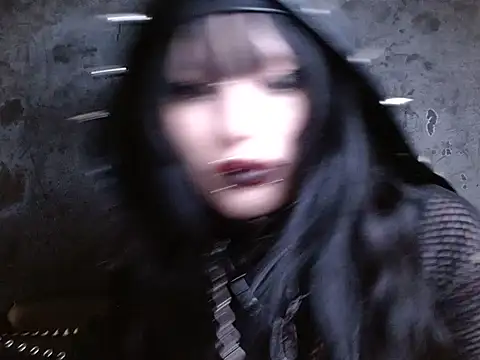 Snapshot of XXIOUX chatting on 10.03.25 XXIOUX online show from 10.03.25