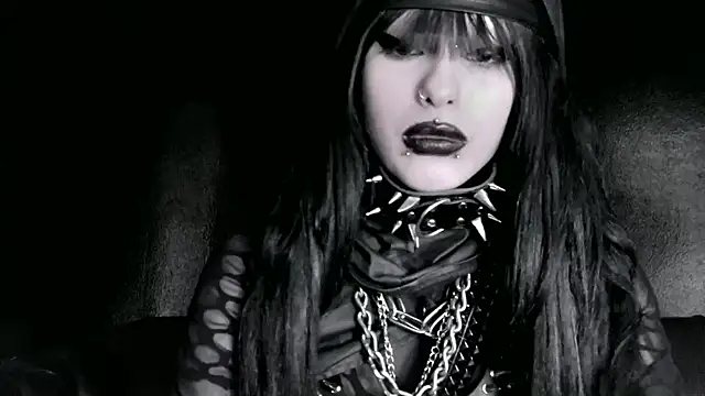 XXIOUX online show from 03.10.26