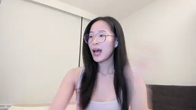 Snapshot of secretgirlfriendxo chatting on 02.21.26 secretgirlfriendxo online show from 02.21.26