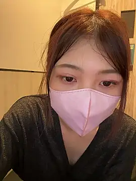 Snapshot of SUZU_ chatting on 06.14.26 SUZU online show from 06.14.26
