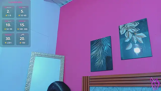 littlee emilyy  online show from 04.09.26