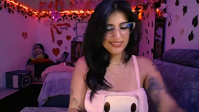 azahar  ziiz online show from 02.14.25