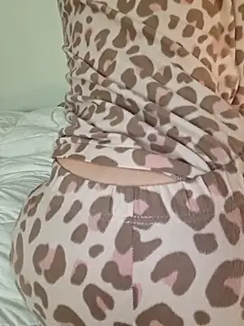 Silvia Zeno online show from 02.22.26