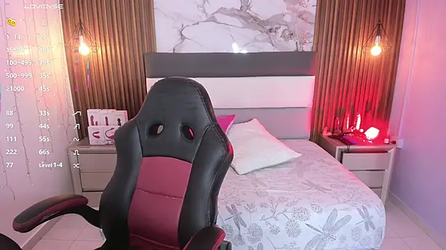 megancero online show from 10.25.25