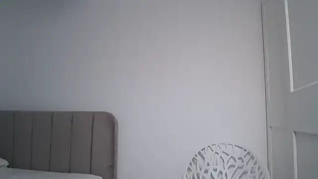 Snapshot of SexyandMarried1 chatting on 05.19.26 SexyandMarried1 online show from 05.19.26