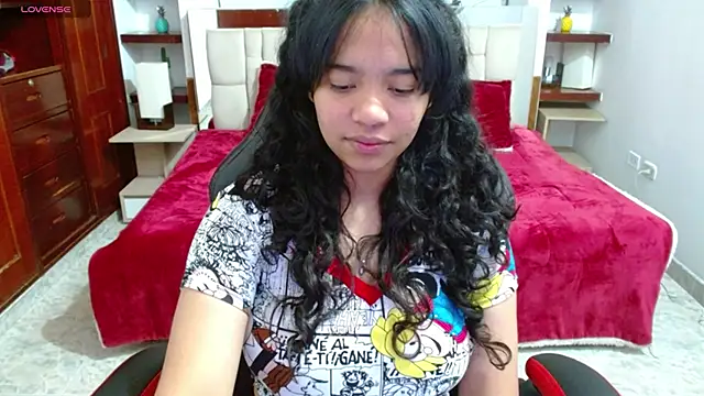 laureentt  online show from 01.29.25