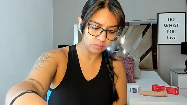 sharlott18 online show from 12.07.24