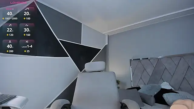 Markbrown online show from 01.05.25