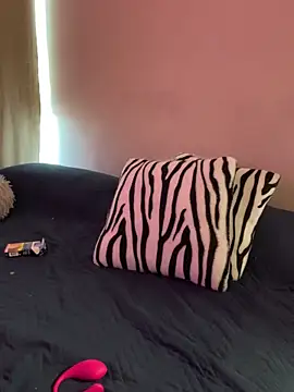 Felicia smok3 online show from 01.08.25