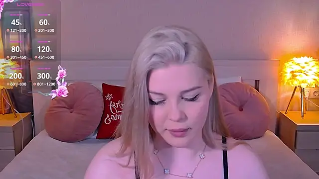 Snapshot of Alexis_Powell chatting on 12.30.24 Alexis Powell online show from 12.30.24