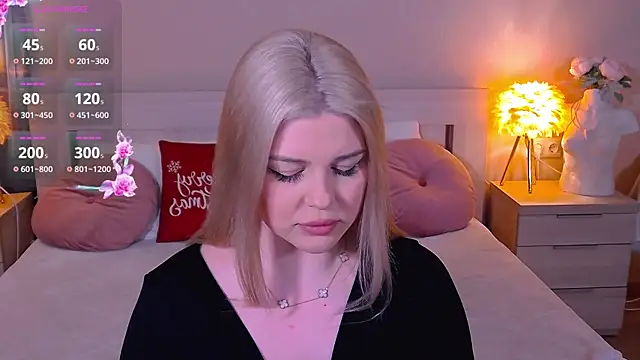 Snapshot of Alexis_Powell chatting on 12.30.24 Alexis Powell online show from 12.30.24