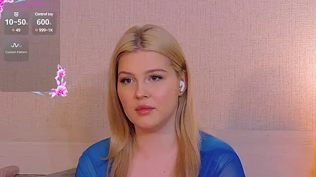 Snapshot of Alexis_Powell chatting on 03.04.25 Alexis Powell online show from 03.04.25