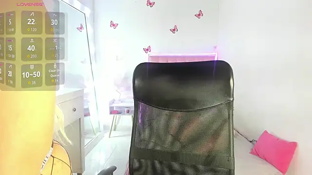 Snapshot of Celeste__sweetx chatting on 01.08.26 Celeste sweetx online show from 01.08.26