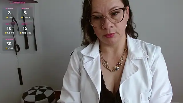 Snapshot of Sex-Psychology chatting on 12.16.24 Sex-Psychology online show from 12.16.24