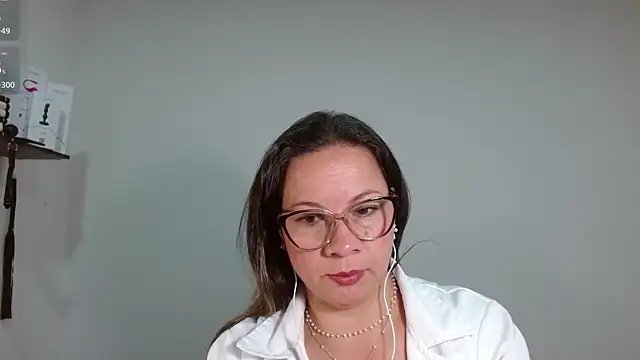 Snapshot of Sex-Psychology chatting on 01.24.25 Sex-Psychology online show from 01.24.25