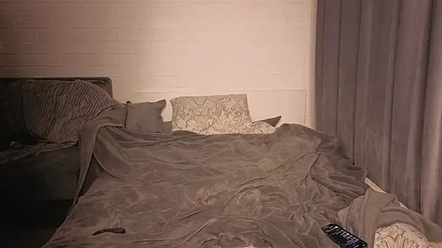 Snapshot of Ashley-Urban chatting on 01.15.26 Ashley-Urban online show from 01.15.26