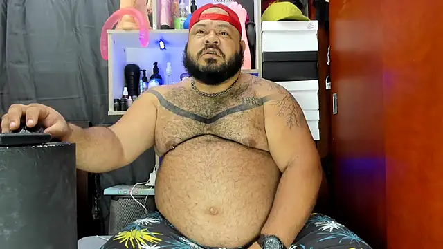 Latino bigcock online show from 01.24.25