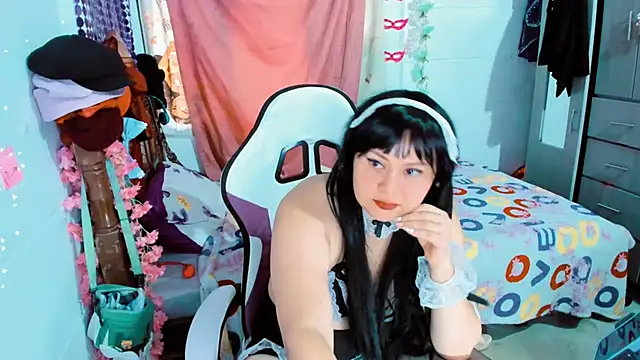 SofiaOlivares online show from 12.18.25