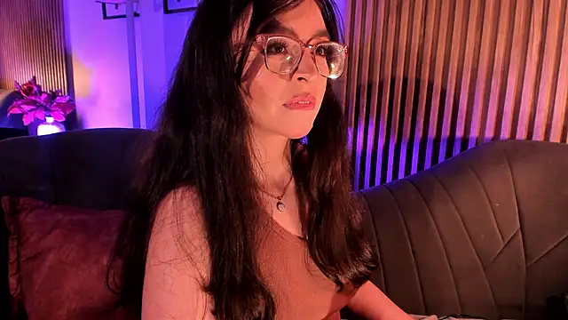 Eva Macalliter online show from 02.25.26