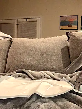 Snapshot of SweetHoneyBunz chatting on 11.24.25 SweetHoneyBunz online show from 11.24.25