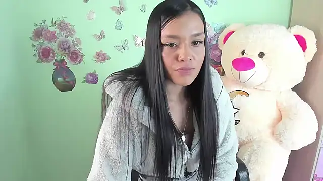 Snapshot of Bich_Anal_ chatting on 06.26.26 Bich Anal online show from 06.26.26