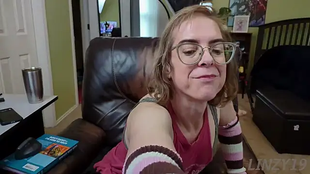 Linzy 19 online show from 01.09.25