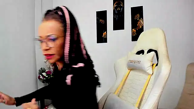 ScarlettMalbec online show from 03.12.25