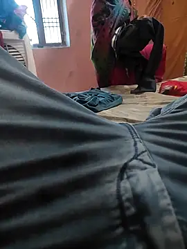 COUPLLE VILLAGE online show from 03.05.25