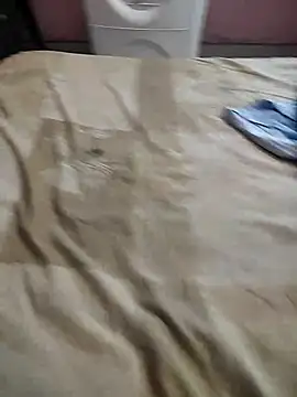 COUPLLE VILLAGE online show from 11.15.25