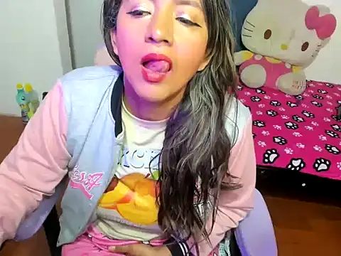 Snapshot of daleska_ayala_1 chatting on 11.07.25 daleska ayala 1 online show from 11.07.25