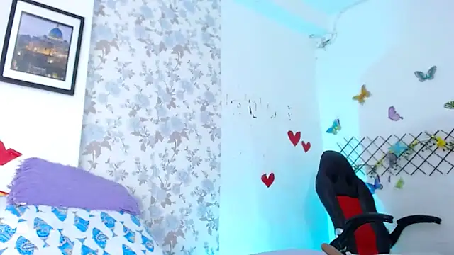 Snapshot of vanessa_cute1 chatting on 02.24.25 vanessa cute1 online show from 02.24.25