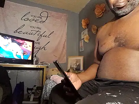 macnificent1fr online show from 02.15.25