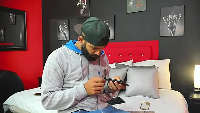 Thiagogomez online show from 03.22.25