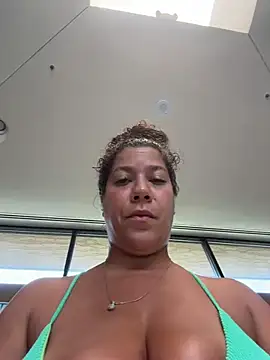 Snapshot of Bigbuttbrooklynn chatting on 06.05.26 Bigbuttbrooklynn online show from 06.05.26