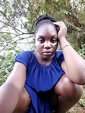 Snapshot of booty_big chatting on 09.12.25 booty big online show from 09.12.25