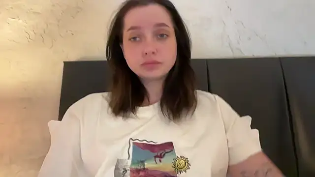 Snapshot of _liatris_ chatting on 03.05.25 liatris online show from 03.05.25