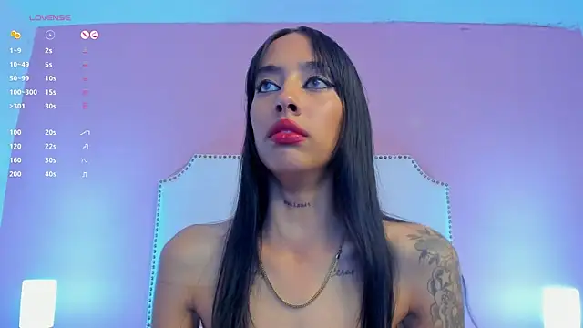 charlotte kisss online show from 02.04.25