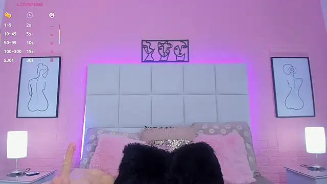 charlotte kisss online show from 05.05.26
