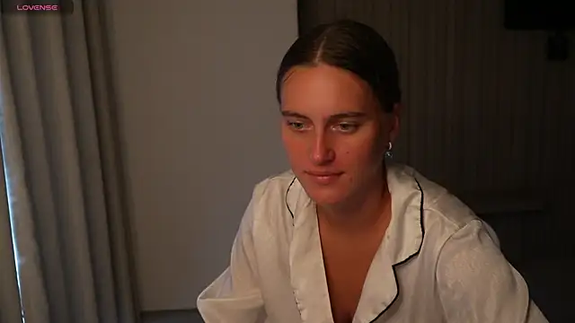 HarleyDeess online show from 06.19.26