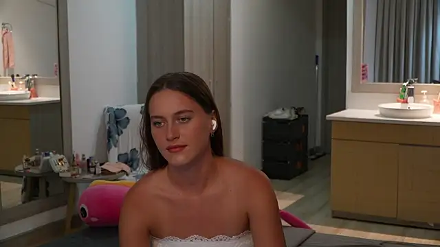 HarleyDeess online show from 07.06.26