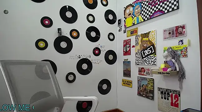 9 Fernanda 9 online show from 02.18.25