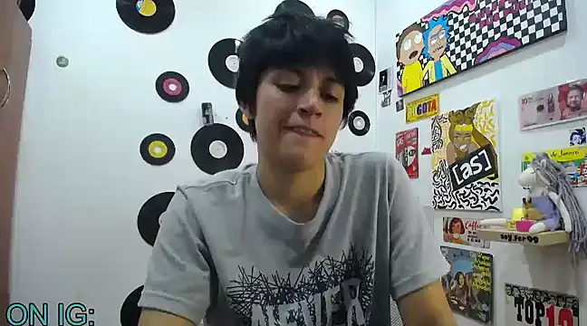 9 Fernanda 9 online show from 02.20.25