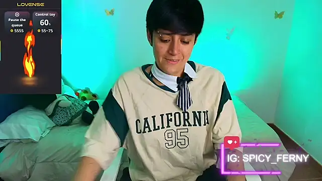 Snapshot of 9_Fernanda_9 chatting on 05.01.26 9 Fernanda 9 online show from 05.01.26