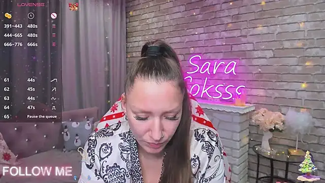Snapshot of SarahCoksss chatting on 12.10.24 SarahCoksss online show from 12.10.24