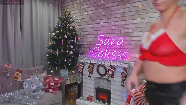 Snapshot of SarahCoksss chatting on 12.26.24 SarahCoksss online show from 12.26.24